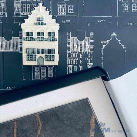 Collectors Exclusive: Special Edition ‘Kingdom by the Sea’