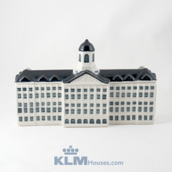 Royal Palace - Platinum for...