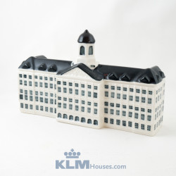 Royal Palace - Platinum for Life