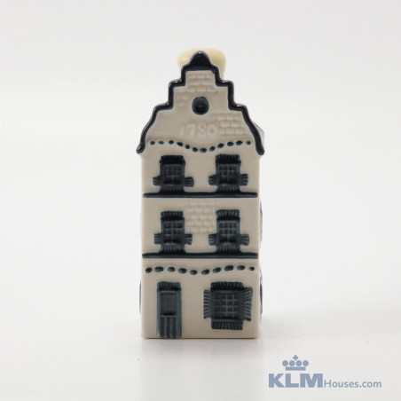 KLM Miniature 03